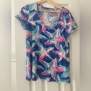 Lilly Pulitzer starfish size medium T-shirt